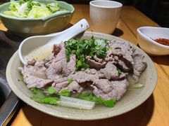 -大众跷脚牛肉馆·非遗传承单位(峨眉山店)