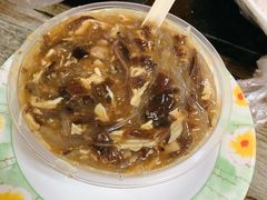 碗仔翅-小雨点糖水店(中兴街分店)