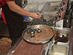 -黑色经典臭豆腐·湖南特产(步行街店)