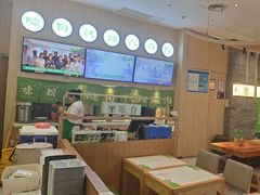 -百春原湖南牛肉粉(百联世纪店)