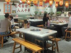 -伍师兄市井火锅(东部星悦天地店)