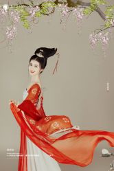 点击看大图 -盘子女人坊古装写真摄影(南京总店)