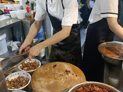 -门框胡同百年卤煮(新街口店)