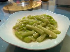 蒜香奶油丝瓜-悦硒楼·新派恩施菜