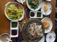 -蒙亨·手把肉·蒙古包文化主题餐厅(天恒广场店)