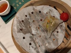 -悦得闲广式点心茶楼(蓝鲸世界店)