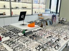 -潘多拉眼镜·蔡司依视路明月(潘家园店)