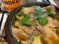 热石锅小牛排骨汤面-Moka Bros 摩卡站(嘉华店)