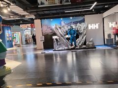 -燕莎奥特莱斯购物中心