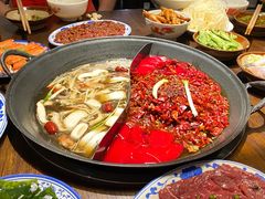 -萍姐火锅·公路夜市(武汉首店)