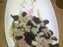 -吴越荣记·苏州菜·松鼠桂鱼(斜塘老街店)