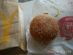 -麦当劳(百联西郊购物中心店)