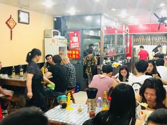 大堂-潘国仙耳光馄饨(黄家阙路店)