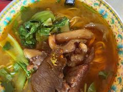-金杨拉面王小吃面馆·牛三宝面·红烧牛肉粉