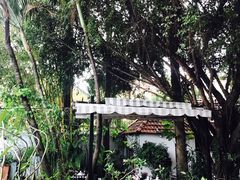 -La Villa French Restaurant