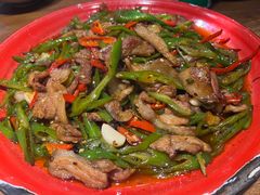 川香小炒肉-泥糊破店小酒馆·团建聚餐(南京西路店)