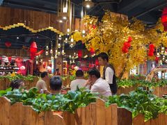 -老滇山寨•云南特色菜•地方菜•民族风情歌舞表演(金碧店)