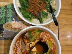 -蒙自源米线大王(宝安尖岗山店)