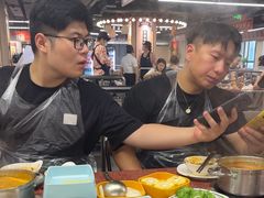 -四囍码头海鲜烧烤自助火锅(外滩南京东路悦荟广场店)