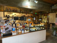 面包甜点陈列柜-仙峰天然面包(迎宾路店)