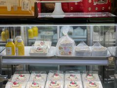 -沁屋面包店(人民东路店)