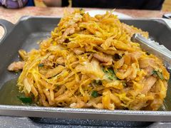 五花肉炒酸菜-长白山国际酒店中餐厅
