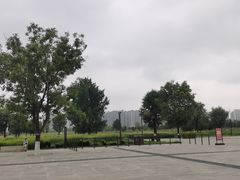 -汉长安城未央宫国家考古遗址公园