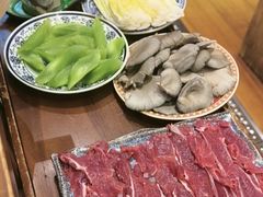 -沸炉重庆老火锅(军事博物馆店)