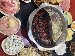 -储奇门鳝鱼火锅(总店)