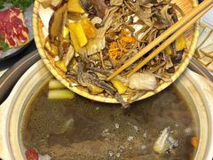 -土连锅·现熬养生汤锅(梁家巷店)