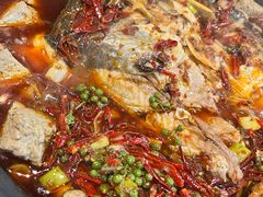 -探鱼·鲜青椒爽麻烤鱼(银泰城店)