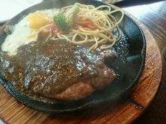 -皇品世家牛排(七一路店)