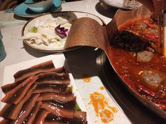 -墨居上隐·院子里火锅(峨眉店)