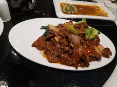 芥兰牛肉-東舍食唐精品陕菜馆