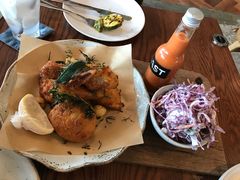 -ROAST coffee & eatery