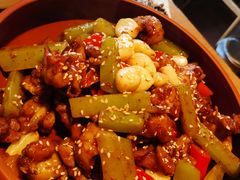 干锅牛蛙-芳芳私房菜·精做淮扬菜(承德路店)