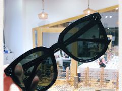 -肆兮眼镜·蔡司·徕卡战略合作店(大坪店)