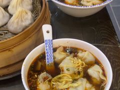 -笑来喜馄饨小笼工坊(通扬路店)