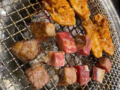 -喵小乙碳火烤肉(大坪协信星光天地店)