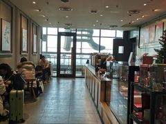 -星巴克(青岛火车北站候车大厅店)