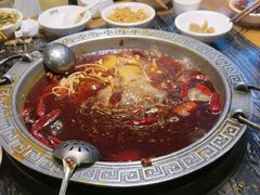 -杨肥肠火锅大排档(火车站花园店)