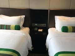 -深圳罗湖东门步行街亚朵X酒店