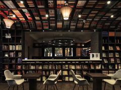 -钟书阁(松江泰晤士小镇店)