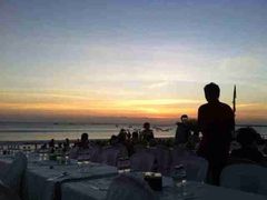 -金巴兰海滩烛光bbq