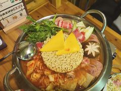 -恩你小木屋·韩式料理(假日广场店)