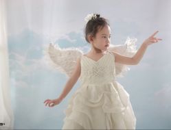 -墨飞私家婴童家庭映像馆(安吉万达店)