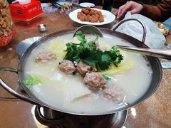 砂锅白菜丸子-刘妈菜馆(磁器口店)