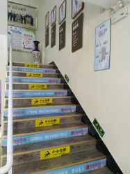-天津健丽·去眼袋医疗美容机构