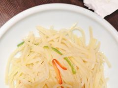 -川流不息·地道川菜·小龙虾(松东路店)