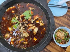 -云溪河冷锅鱼(成都玉林小吃街店)